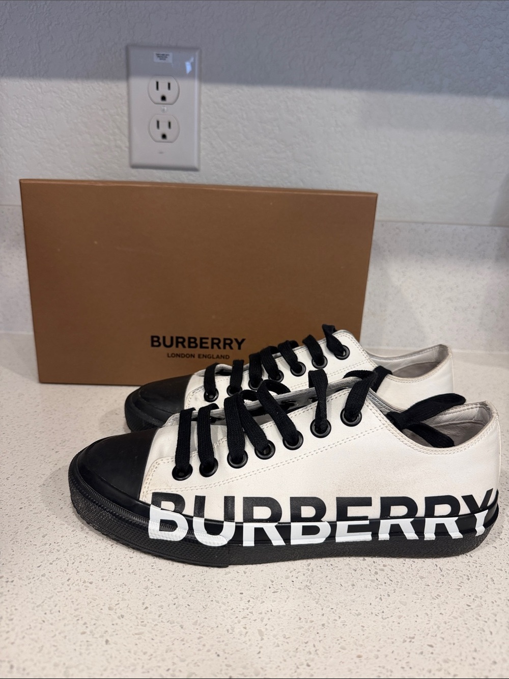 Burberry White Sneakers with Black Toe & Bold Logo